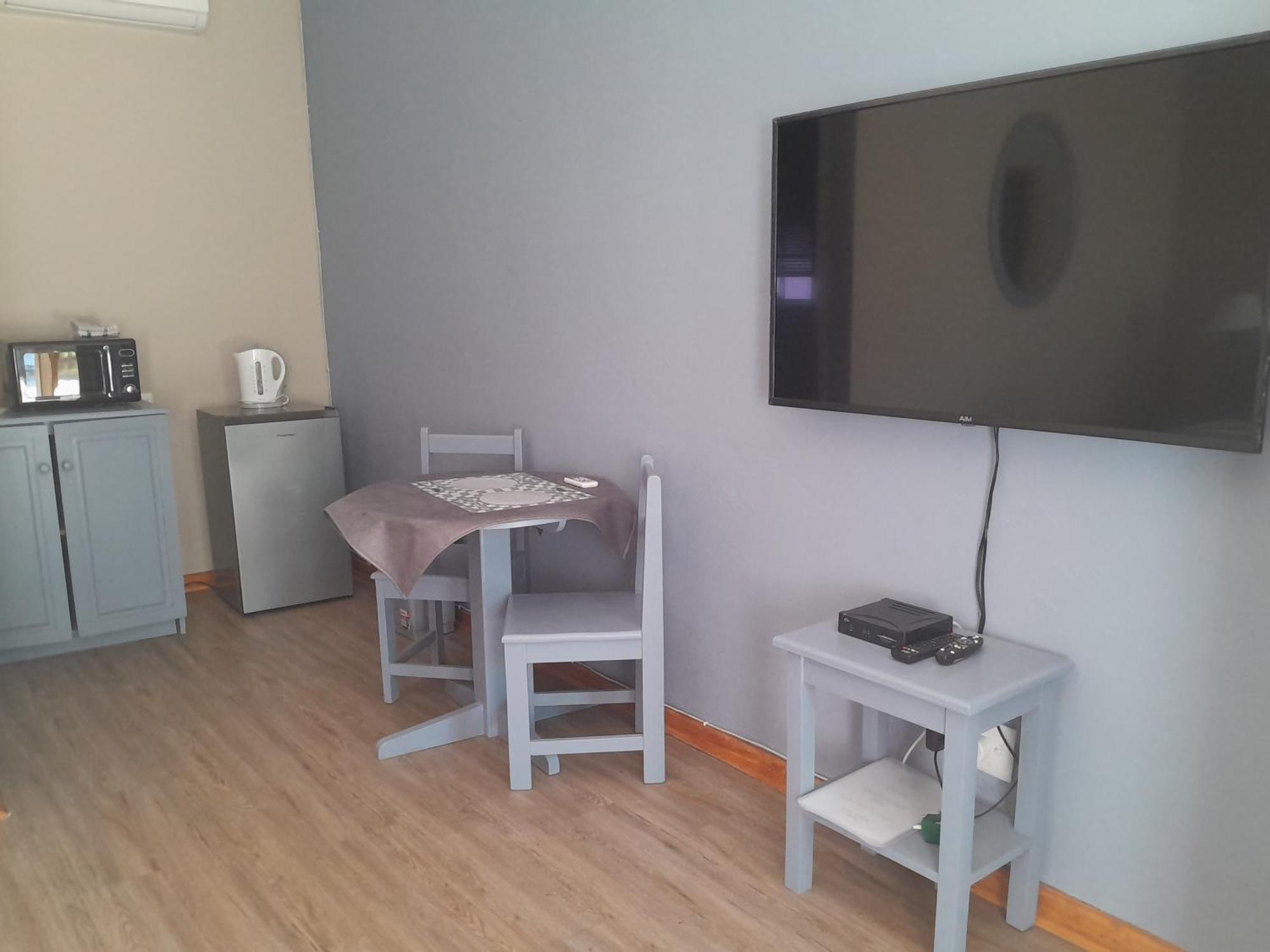 Graaff-Reinet Obesa Lodge מראה חיצוני תמונה
