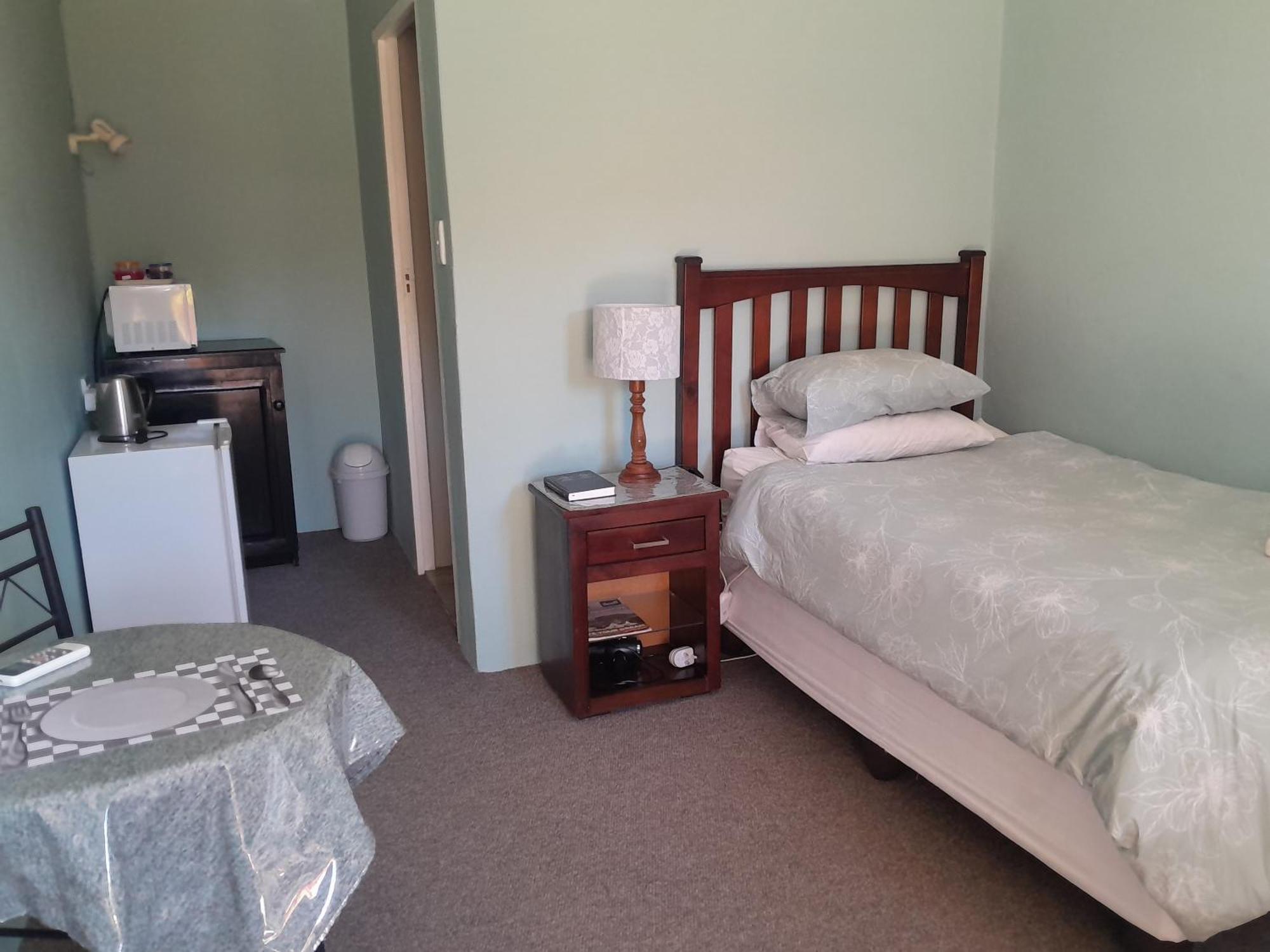 Graaff-Reinet Obesa Lodge מראה חיצוני תמונה