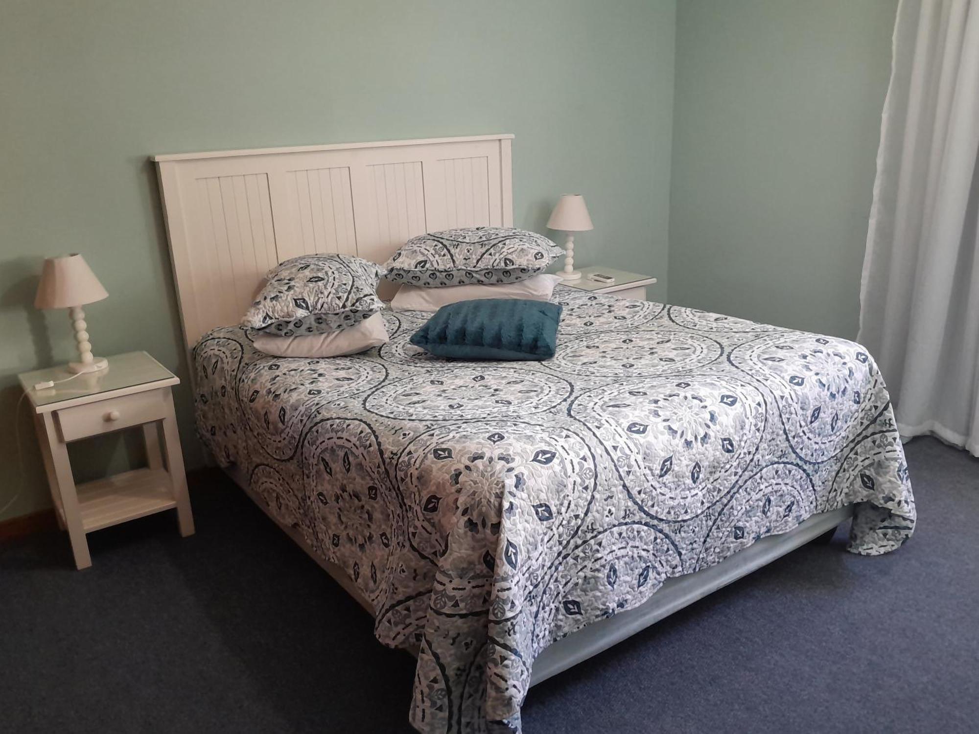 Graaff-Reinet Obesa Lodge מראה חיצוני תמונה