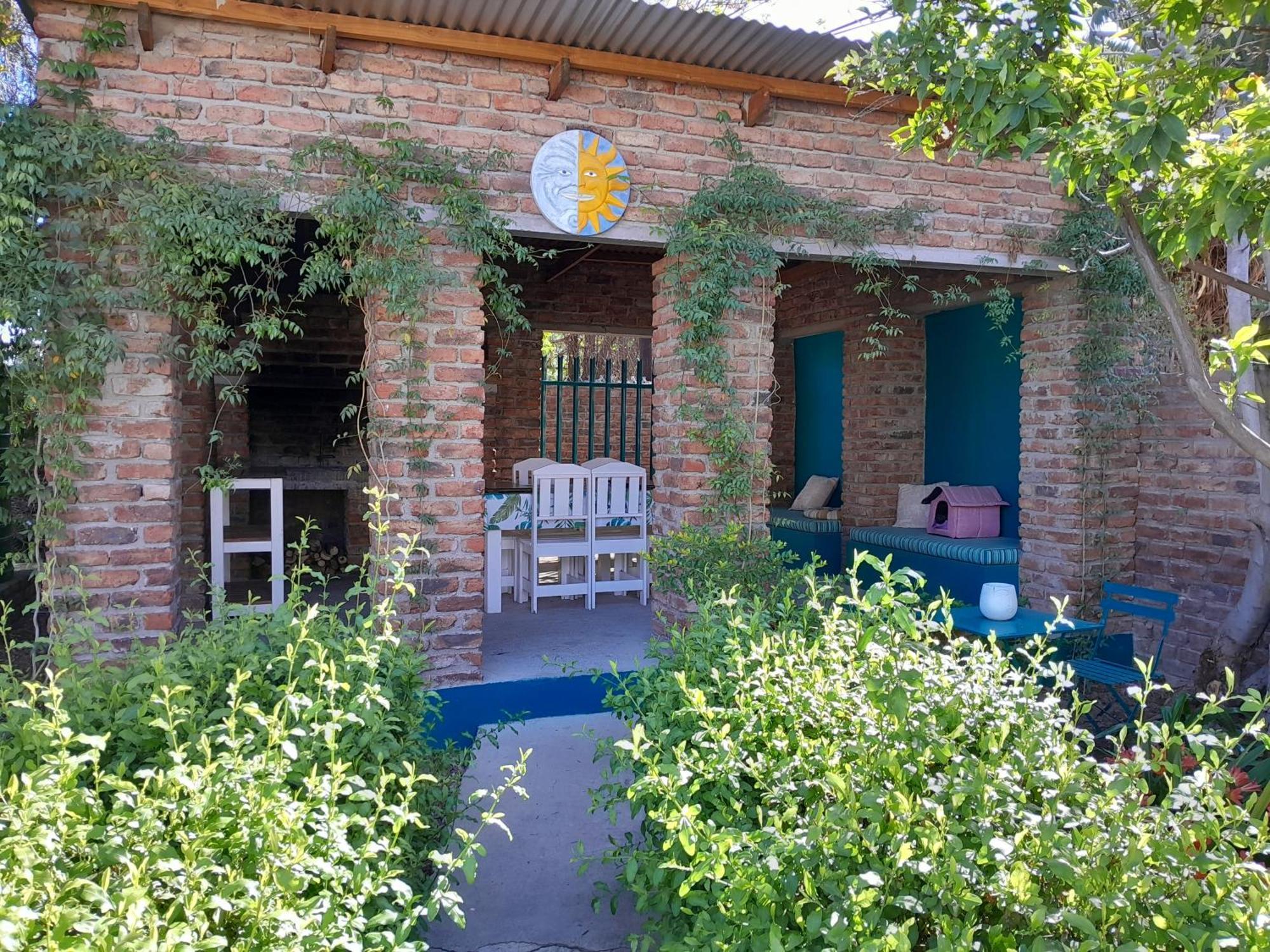 Graaff-Reinet Obesa Lodge מראה חיצוני תמונה