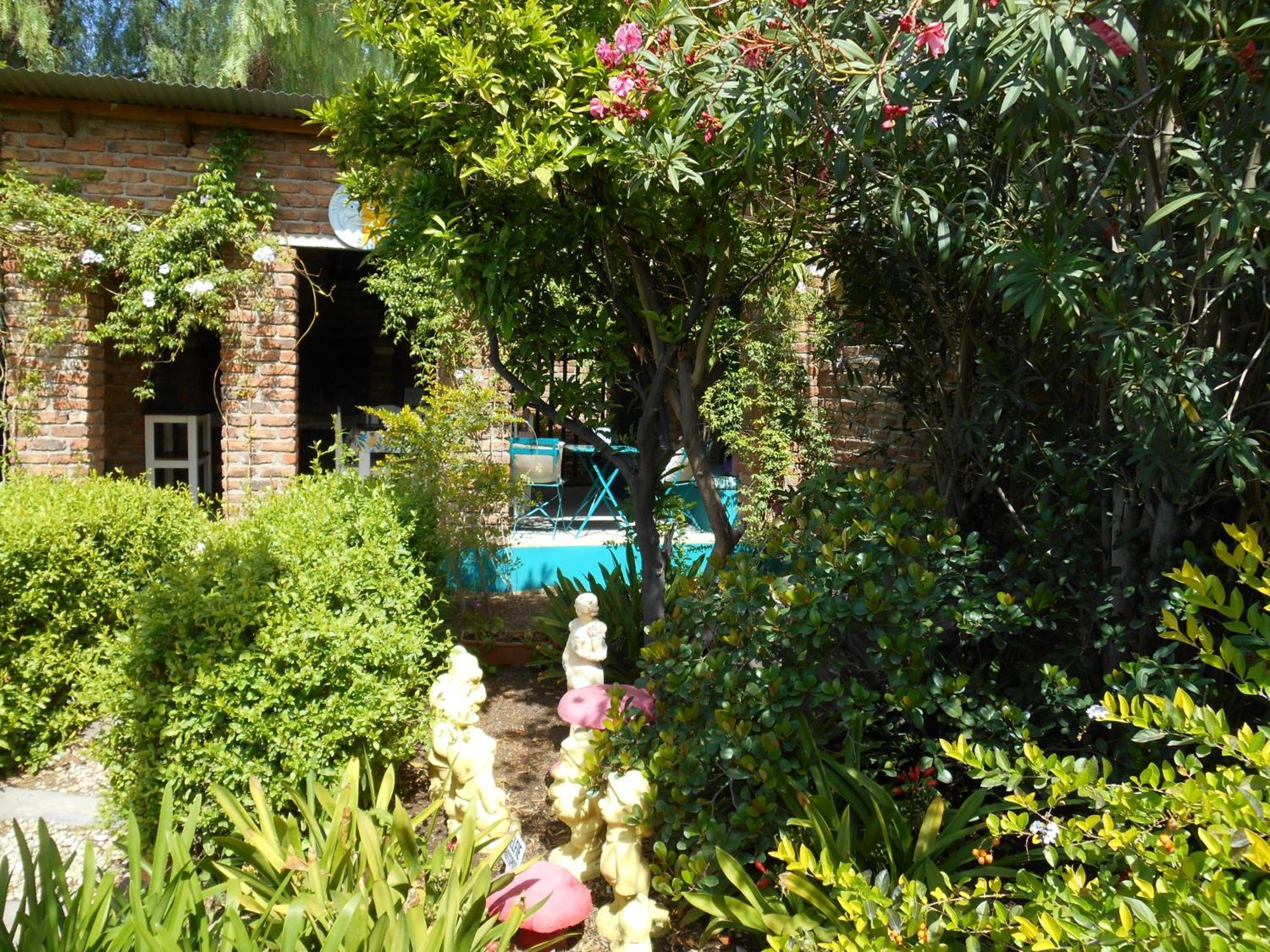 Graaff-Reinet Obesa Lodge מראה חיצוני תמונה